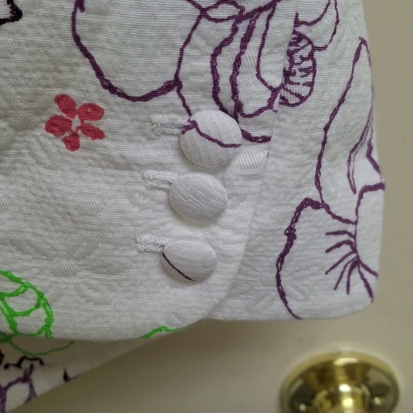 Blazer - Picture 3 of 7